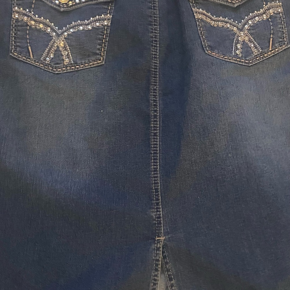 Cato Woman Denim Skirt Size 24W. Long w/Split, jeweled pockets new with tags - Picture 7 of 12